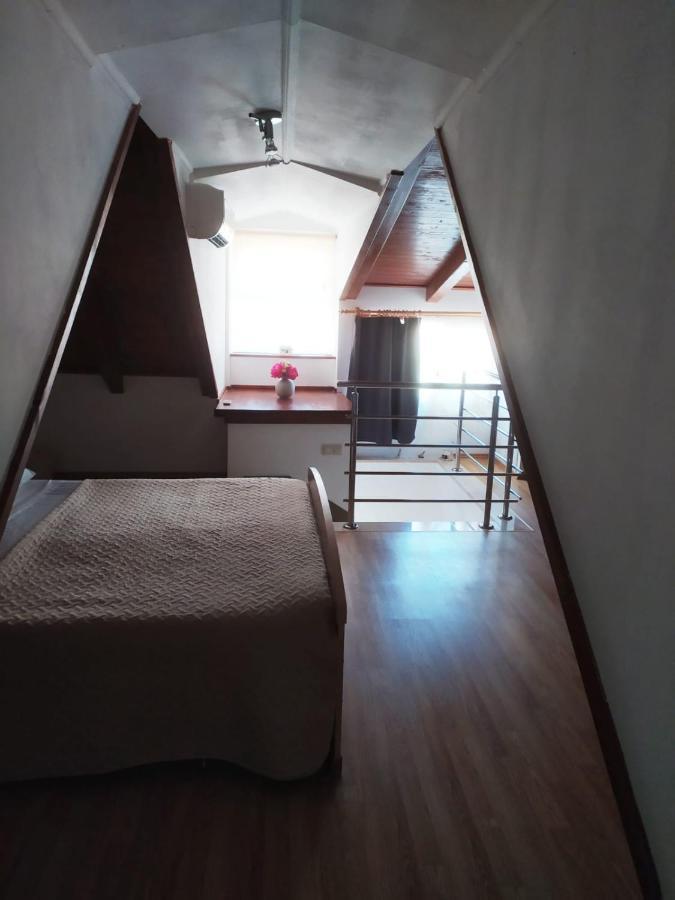 Apartment Room Parcina Trogir Bagian luar foto